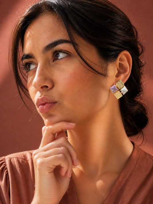 Amora quad Studs