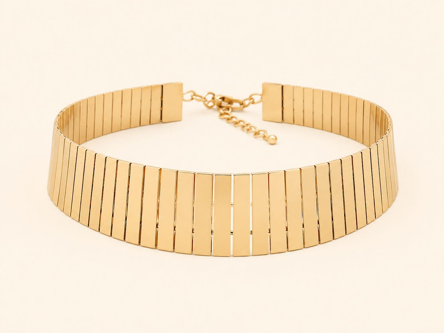 Elara Gold Collar Choker